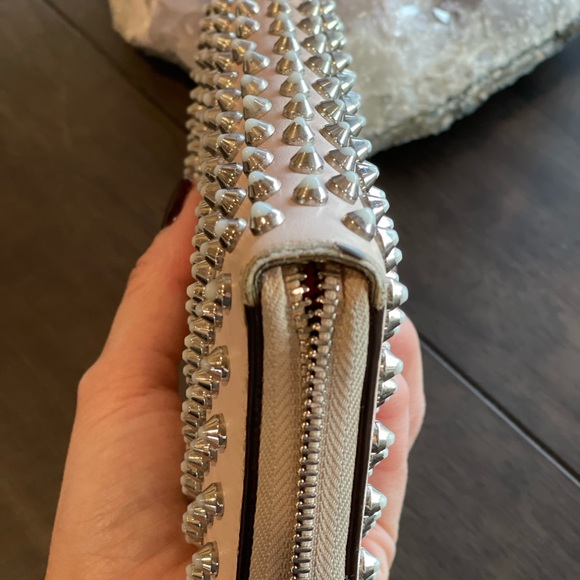 Christian Louboutin Panettone wallet💗 - Picture 5 of 6